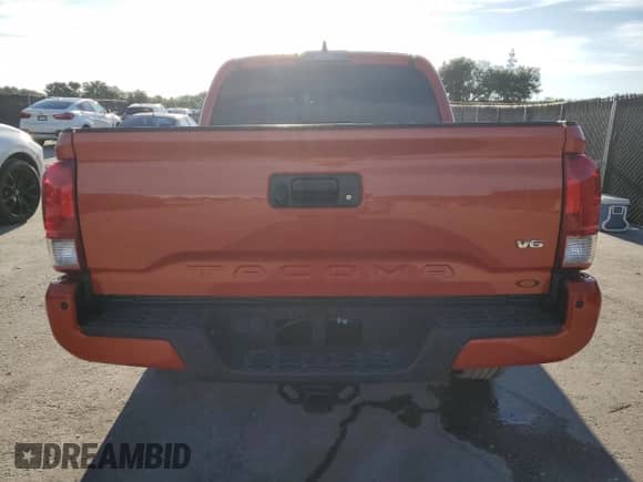 2017 Toyota Tacoma SR5 с VIN 5TFAZ5CN8HX044054, выставлен на аукционе Copart как лот 68255305 с пробегом 56 231 миль миль и Списание • Salvage title. История ставок и продаж доступна на DreamBid. Изображение 6.