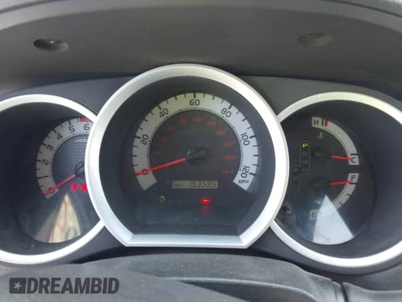 2014 Toyota Tacoma PreRunner z VIN 5TFJX4GN3EX027541, wystawiony jako IAAI lot #42271868 z przebiegiem 153 595 mil mil oraz . Historia ofert i sprzedaży dostępna na DreamBid. Obrazek 7.