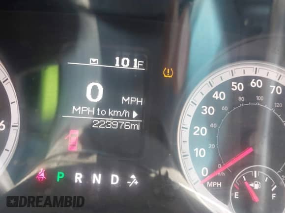 2013 Ram 1500 Express z VIN 1C6RR7KTXDS569372, wystawiony jako IAAI lot #43067487 z przebiegiem 223 976 mil mil oraz . Historia ofert i sprzedaży dostępna na DreamBid. Obrazek 15.