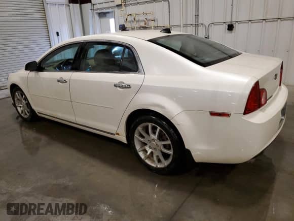 2012 Chevrolet Malibu 3LT z VIN 1G1ZF5E7XCF108029, wystawiony jako Copart lot #62556065 z przebiegiem 100 399 mil mil oraz Szkoda całkowita • Salvage title. Historia ofert i sprzedaży dostępna na DreamBid. Obrazek 2.