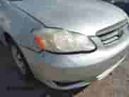 2004 Toyota Corolla CE z VIN 1NXBR38E94Z280656, wystawiony jako IAAI lot #43231431 z przebiegiem 220 605 mil mil oraz . Historia ofert i sprzedaży dostępna na DreamBid. Obrazek 6.