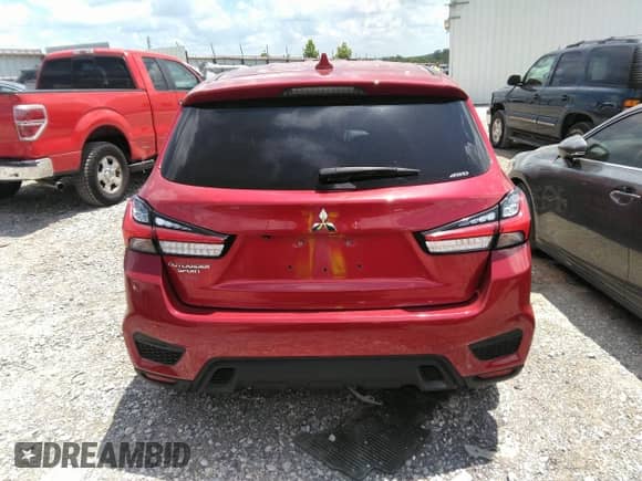 2021 Mitsubishi Outlander ES z VIN JA4ARUAU7MU009998, wystawiony jako IAAI lot #42561632 z przebiegiem 56 743 mil mil oraz . Historia ofert i sprzedaży dostępna na DreamBid. Obrazek 16.