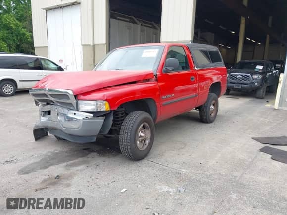 2001 Dodge 1500 with VIN 1B7HF16Y71S211772, listed as a IAAI auction lot 42605711 with 281,479 mi miles and . Bid and sale history available at DreamBid. Image 2.