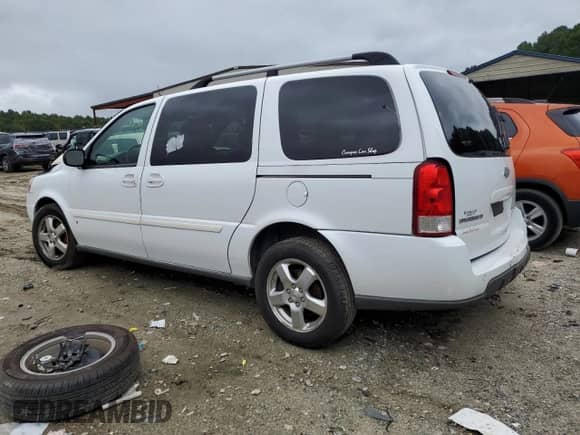 2008 Chevrolet Uplander 1LT с VIN 1GNDV33188D108564, выставлен на аукционе Copart как лот 69084624 с пробегом 164 945 миль миль и Списание • Salvage title. История ставок и продаж доступна на DreamBid. Изображение 2.