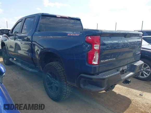 2020 Chevrolet Silverado 1500 Custom Trail Boss with VIN 3GCPYCEF7LG236294, listed as a IAAI auction lot 42688696 with 111,263 mi miles and . Bid and sale history available at DreamBid. Image 3.