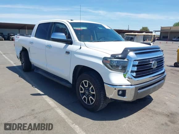 2019 Toyota Tundra SR5 с VIN 5TFAY5F1XKX777791, выставлен на аукционе IAAI как лот 42247734 с пробегом 154 490 миль миль и . История ставок и продаж доступна на DreamBid. Изображение 1.