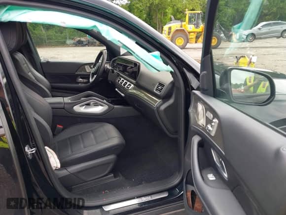 2022 Mercedes-Benz GLS 450 with VIN 4JGFF5KEXNA735791, listed as a IAAI auction lot 42265521 with 63,070 mi miles and . Bid and sale history available at DreamBid. Image 5.