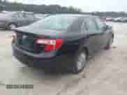 2012 Toyota Camry SE z VIN 4T1BF1FK6CU028609, wystawiony jako IAAI lot #43330473 z przebiegiem 218 350 mil mil oraz . Historia ofert i sprzedaży dostępna na DreamBid. Obrazek 4.