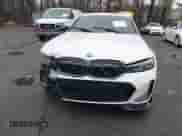 2023 BMW 3 Series M340i xDrive z VIN 3MW49FF01P8D15467, wystawiony jako IAAI lot #39164232 z przebiegiem 35 726 mil mil oraz . Historia ofert i sprzedaży dostępna na DreamBid. Obrazek 12.