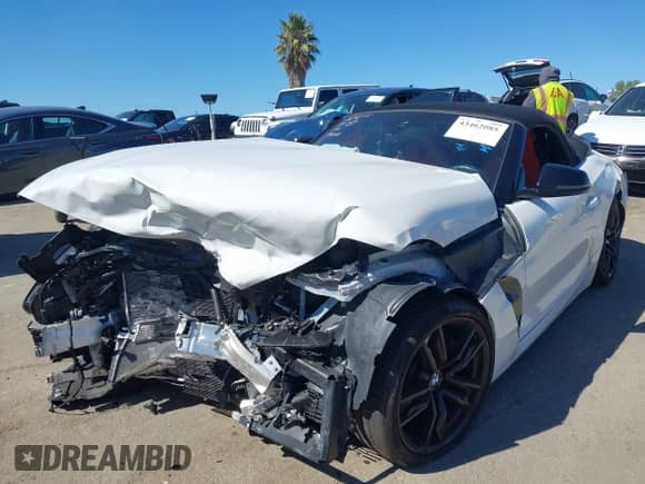 2023 BMW Z4 sDrive30i with VIN WBAHF3C02PWY11687, listed as a IAAI auction lot 43462085 with 20,232 mi miles and . Bid and sale history available at DreamBid. Image 18.