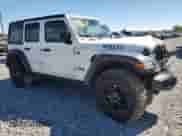 2024 Jeep Wrangler Willys с VIN 1C4RJXN63RW324015, выставлен на аукционе Copart как лот 65630345 с пробегом Не указан миль и Списание • Salvage title. История ставок и продаж доступна на DreamBid. Изображение 4.