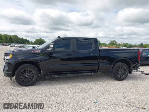 2022 Chevrolet Silverado 1500 RST with VIN 1GCUDEETXNZ522272, listed as a IAAI auction lot 43041445 with 58,420 mi miles and . Bid and sale history available at DreamBid. Image 15.