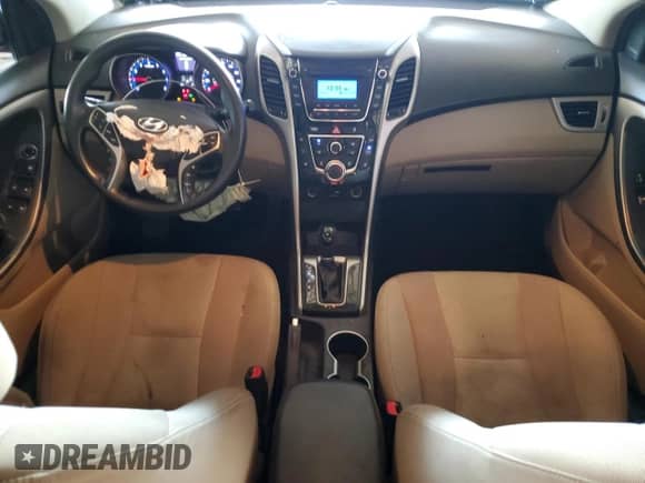 2016 Hyundai Elantra with VIN KMHD35LH3GU329734, listed as a Copart auction lot 84426045 with 182,774 mi miles and Salvage title. Bid and sale history available at DreamBid. Image 8.