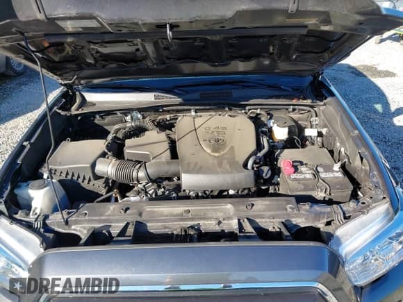 2021 Toyota Tacoma SR5 z VIN 3TMDZ5BN4MM106371, wystawiony jako IAAI lot #43451030 z przebiegiem 47 236 mil mil oraz . Historia ofert i sprzedaży dostępna na DreamBid. Obrazek 10.