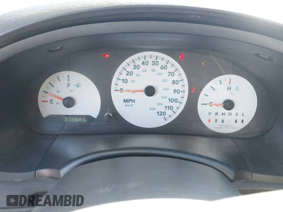 2005 Dodge Caravan SE with VIN 1D4GP25R25B127876, listed as a IAAI auction lot 43451521 with 318,666 mi miles and . Bid and sale history available at DreamBid. Image 7.