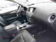 2020 Nissan Pathfinder SL with VIN 5N1DR2CM6LC617046, listed as a IAAI auction lot 42580180 with 134,310 mi miles and . Bid and sale history available at DreamBid. Image 5.