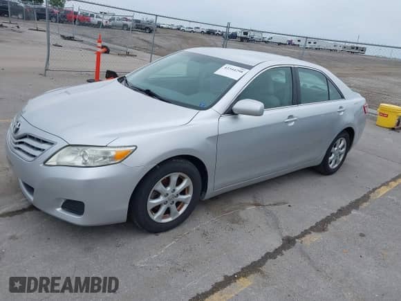 2011 Toyota Camry LE with VIN 4T4BF3EK0BR113558, listed as a IAAI auction lot 42344298 with 147,911 mi miles and . Bid and sale history available at DreamBid. Image 2.