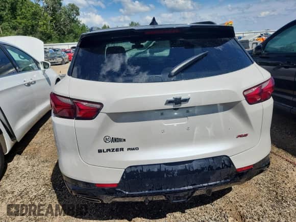 2022 Chevrolet Blazer RS с VIN 3GNKBKRS4NS233969, выставлен на аукционе Copart как лот 69789865 с пробегом Не указан миль и Списание • Salvage title. История ставок и продаж доступна на DreamBid. Изображение 6.