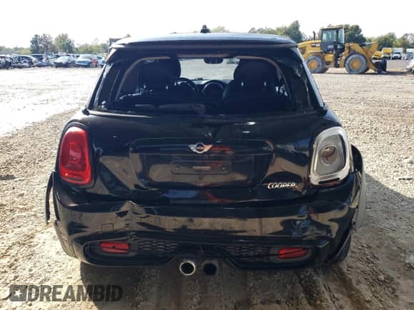 2015 MINI Hardtop S с VIN WMWXP7C54F2A37849, выставлен на аукционе Copart как лот 86079855 с пробегом 66 325 миль миль и Списание • Salvage title. История ставок и продаж доступна на DreamBid. Изображение 6.