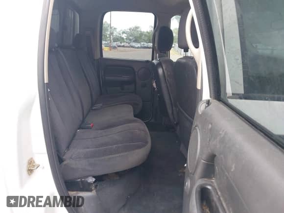 2005 Dodge 3500 SLT with VIN 3D7LS38C25G700392, listed as a IAAI auction lot 42260267 with Not provided miles and . Bid and sale history available at DreamBid. Image 8.
