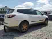 2017 Chevrolet Traverse LS z VIN 1GNKVFKD1HJ238336, wystawiony jako Copart lot #61451265 z przebiegiem 106 241 mil mil oraz Szkoda całkowita • Salvage title. Historia ofert i sprzedaży dostępna na DreamBid. Obrazek 3.