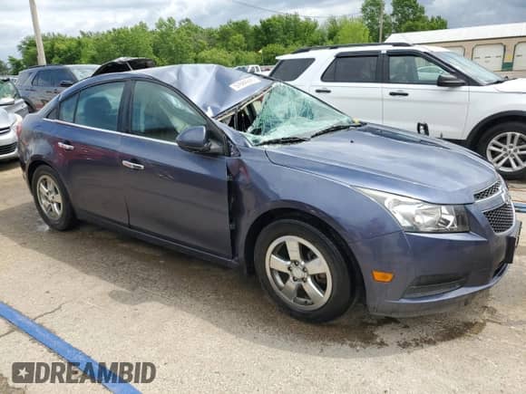 2014 Chevrolet Cruze 1LT with VIN 1G1PD5SB0E7176147, listed as a Copart auction lot 57684245 with 146,272 mi miles and Salvage title. Bid and sale history available at DreamBid. Image 4.