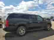 2008 Chevrolet Suburban LTZ с VIN 1GNFC16058R125444, выставлен на аукционе Copart как лот 71880575 с пробегом 238 678 миль миль и Чистый • Clean title. История ставок и продаж доступна на DreamBid. Изображение 3.