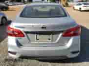 2017 Nissan Sentra SR с VIN 3N1AB7AP9HY330341, выставлен на аукционе Copart как лот 70709084 с пробегом 136 142 миль миль и Списание • Salvage title. История ставок и продаж доступна на DreamBid. Изображение 6.