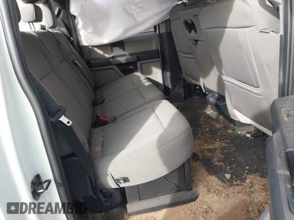 2022 Ford F-250 XL with VIN 1FT7W2BT3NEF14970, listed as a IAAI auction lot 43517087 with 34,043 mi miles and . Bid and sale history available at DreamBid. Image 8.