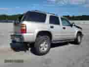 2006 Chevrolet Tahoe LS z VIN 1GNEC13Z86R166551, wystawiony jako Copart lot #70229525 z przebiegiem 146 316 mil mil oraz Szkoda całkowita • Salvage title. Historia ofert i sprzedaży dostępna na DreamBid. Obrazek 3.