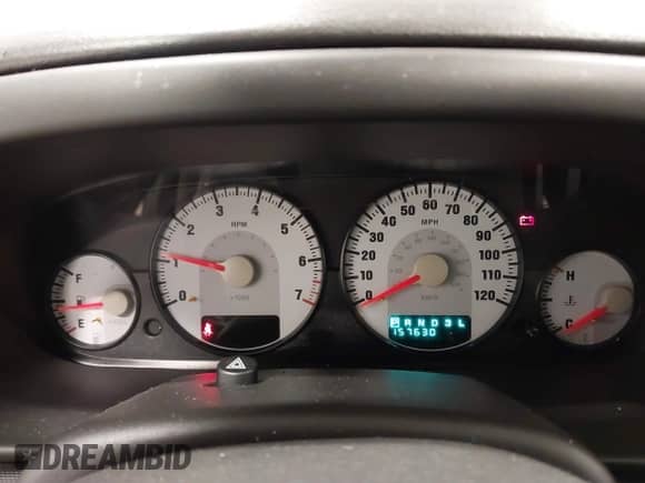 2004 Dodge Stratus SE with VIN 1B3EL36R14N358948, listed as a IAAI auction lot 41495033 with 157,630 mi miles and . Bid and sale history available at DreamBid. Image 7.