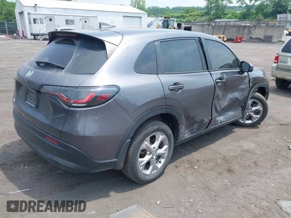 2023 Honda HR-V LX with VIN 3CZRZ2H31PM727611, listed as a IAAI auction lot 42436489 with 40,434 mi miles and . Bid and sale history available at DreamBid. Image 4.