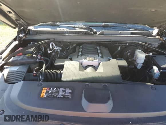 2020 Cadillac Escalade ESV Platinum с VIN 1GYS4KKJ2LR106815, выставлен на аукционе Copart как лот 80460464 с пробегом 61 306 миль миль и На запчасти • Non repairable. История ставок и продаж доступна на DreamBid. Изображение 12.