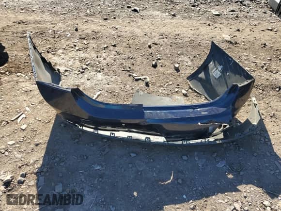 2016 Chevrolet Malibu LT z VIN 1G1ZE5ST6GF318959, wystawiony jako Copart lot #81185025 z przebiegiem 86 009 mil mil oraz Szkoda całkowita • Salvage title. Historia ofert i sprzedaży dostępna na DreamBid. Obrazek 12.