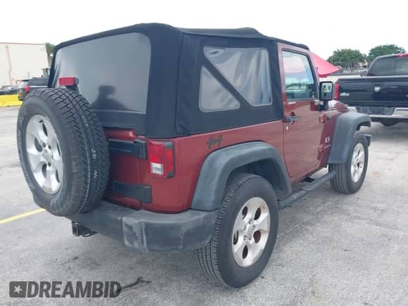 2008 Jeep Wrangler X с VIN 1J4FA24108L536778, выставлен на аукционе IAAI как лот 43574149 с пробегом 118 432 миль миль и . История ставок и продаж доступна на DreamBid. Изображение 4.