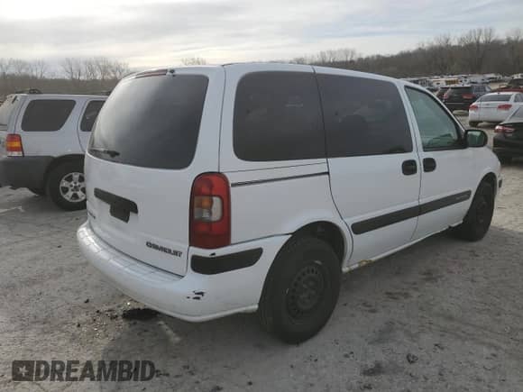 2004 Chevrolet Venture Plus с VIN 1GNDU03E14D231136, выставлен на аукционе Copart как лот 49901025 с пробегом 210 085 миль миль и Списание • Salvage title. История ставок и продаж доступна на DreamBid. Изображение 3.