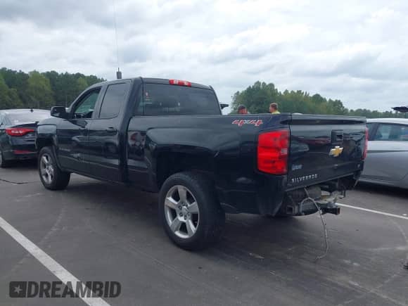 2014 Chevrolet Silverado 1500 LT with VIN 1GCVKREH3EZ143319, listed as a IAAI auction lot 43329073 with 181,512 mi miles and . Bid and sale history available at DreamBid. Image 3.