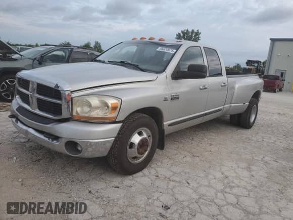 2007 Dodge 3500 SLT with VIN 3D7ML48C27G720359, listed as a Copart auction lot 65620975 with 152,274 mi miles and Salvage title. Bid and sale history available at DreamBid. Image 1.