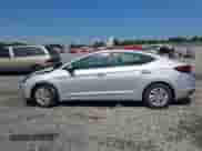 2019 Hyundai Elantra SE с VIN 5NPD74LFXKH480705, выставлен на аукционе IAAI как лот 42602981 с пробегом 207 638 миль миль и . История ставок и продаж доступна на DreamBid. Изображение 14.