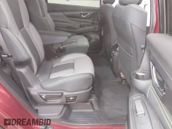 2025 Subaru Ascent Onyx с VIN 4S4WMAFDXS3413099, выставлен на аукционе IAAI как лот 42461367 с пробегом 7 684 миль миль и . История ставок и продаж доступна на DreamBid. Изображение 7.