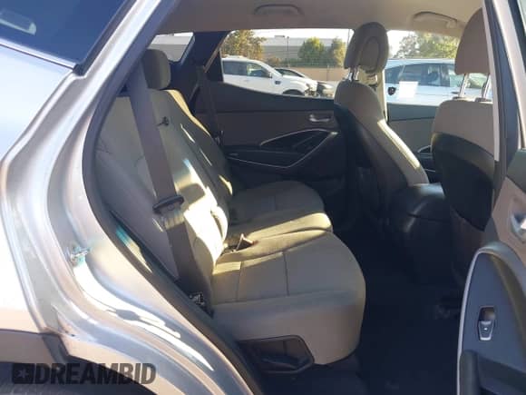 2015 Hyundai Santa Fe with VIN 5XYZT3LB3FG266256, listed as a IAAI auction lot 43507928 with 112,522 mi miles and . Bid and sale history available at DreamBid. Image 8.