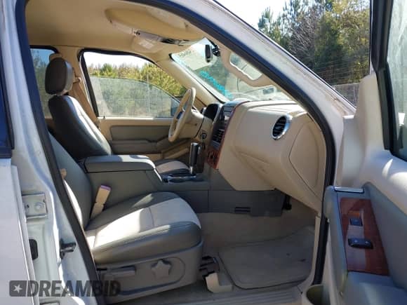 2006 Ford Explorer Eddie Bauer with VIN 1FMEU64E86UB65715, listed as a IAAI auction lot 43486465 with 155,517 mi miles and . Bid and sale history available at DreamBid. Image 5.