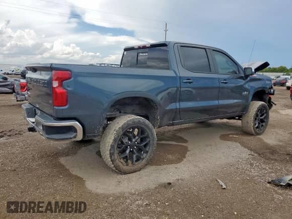 2020 Chevrolet Silverado 1500 LT с VIN 3GCUYDET1LG144533, выставлен на аукционе Copart как лот 68720435 с пробегом 137 541 миль миль и Списание • Salvage title. История ставок и продаж доступна на DreamBid. Изображение 3.