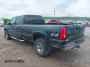 2005 Chevrolet Silverado 3500 SRW LT z VIN 1GCHK33255F889197, wystawiony jako IAAI lot #42454623 z przebiegiem 452 586 mil mil oraz . Historia ofert i sprzedaży dostępna na DreamBid. Obrazek 3.
