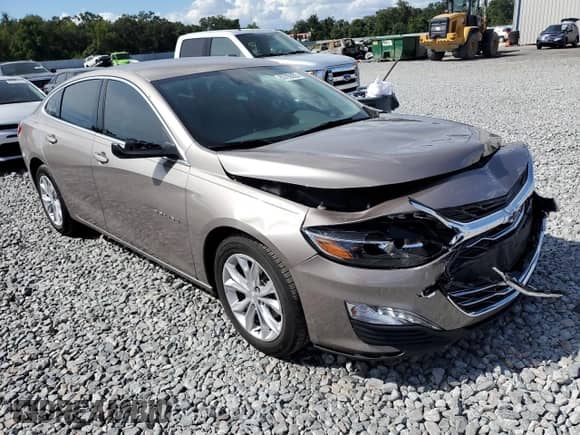 2024 Chevrolet Malibu LT z VIN 1G1ZD5ST1RF115287, wystawiony jako Copart lot #83792055 z przebiegiem 11 772 mil mil oraz Szkoda całkowita • Salvage title. Historia ofert i sprzedaży dostępna na DreamBid. Obrazek 4.