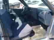 1997 Chevrolet S-10 LS с VIN 1GCCS1443VK147435, выставлен на аукционе Copart как лот 55946465 с пробегом 177 520 миль миль и Списание • Salvage title. История ставок и продаж доступна на DreamBid. Изображение 7.