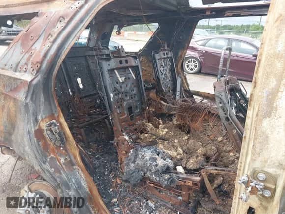 2021 Cadillac Escalade Sport Platinum с VIN 1GYS4GKL0MR228590, выставлен на аукционе IAAI как лот 42732928 с пробегом Не указан миль и . История ставок и продаж доступна на DreamBid. Изображение 8.