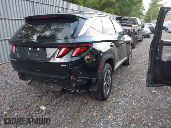 2025 Hyundai Tucson SEL with VIN 5NMJBCDE6SH513018, listed as a IAAI auction lot 42835609 with 6,008 mi miles and . Bid and sale history available at DreamBid. Image 4.