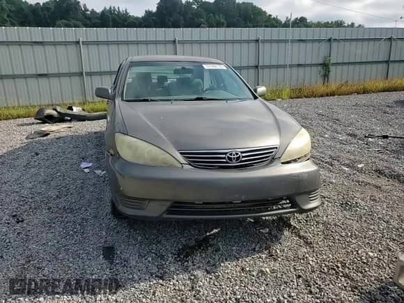 2006 Toyota Camry STD with VIN 4T1BE30K76U664418, listed as a Copart auction lot 67488105 with 231,168 mi miles and Salvage title. Bid and sale history available at DreamBid. Image 14.