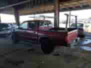 2002 Toyota Tacoma PreRunner с VIN 5TEGM92N72Z071828, выставлен на аукционе Copart как лот 43996335 с пробегом 162 264 миль миль и Списание • Salvage title. История ставок и продаж доступна на DreamBid. Изображение 2.